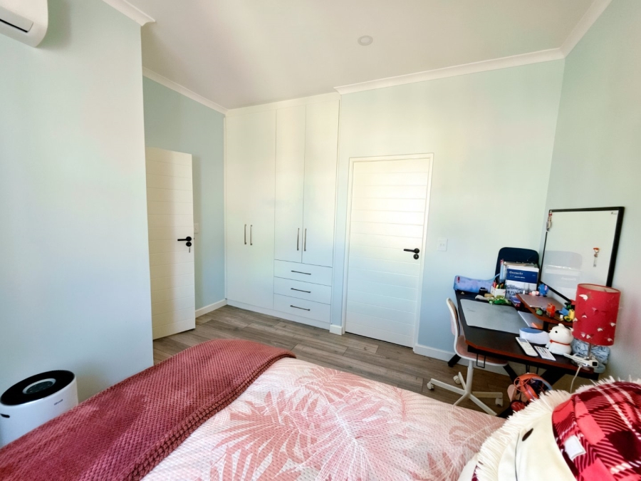 4 Bedroom Property for Sale in Sandown Western Cape